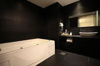 R. Lee Suite Hotel Ganseok Incheon