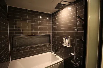 R. Lee Suite Hotel Ganseok Incheon