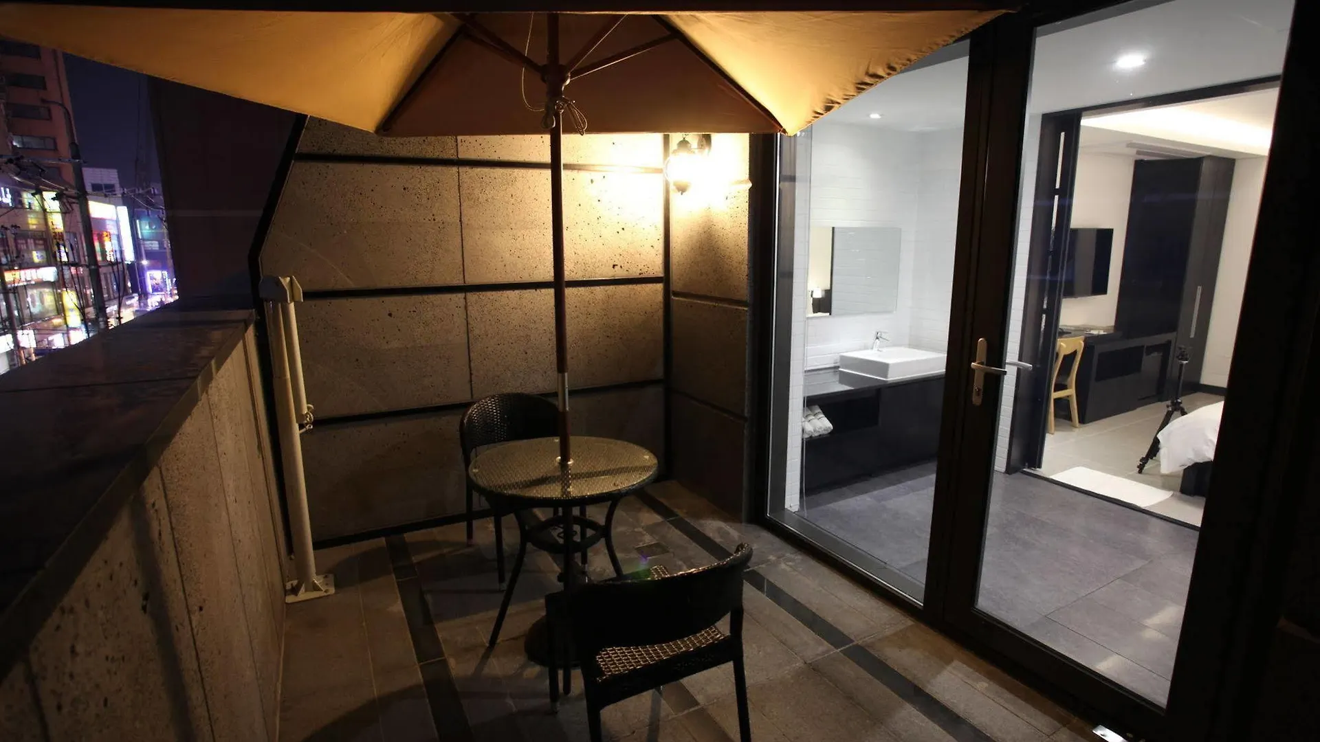 R. Lee Suite Hotel Ganseok Incheon 3*,  South Korea