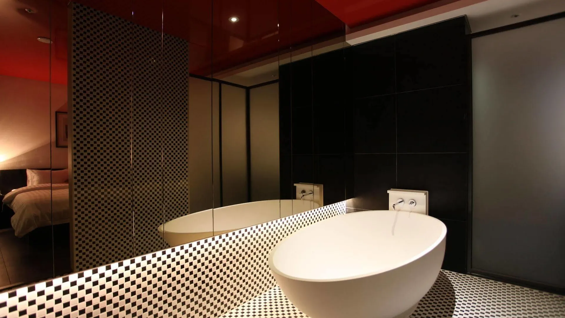 R. Lee Suite Hotel Ganseok Incheon