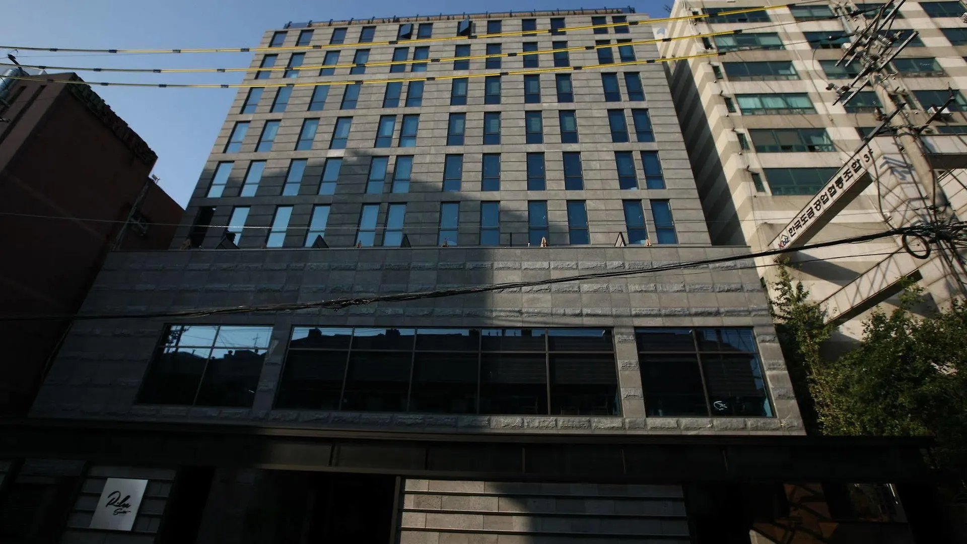 R. Lee Suite Hotel Ganseok Incheon 3*,