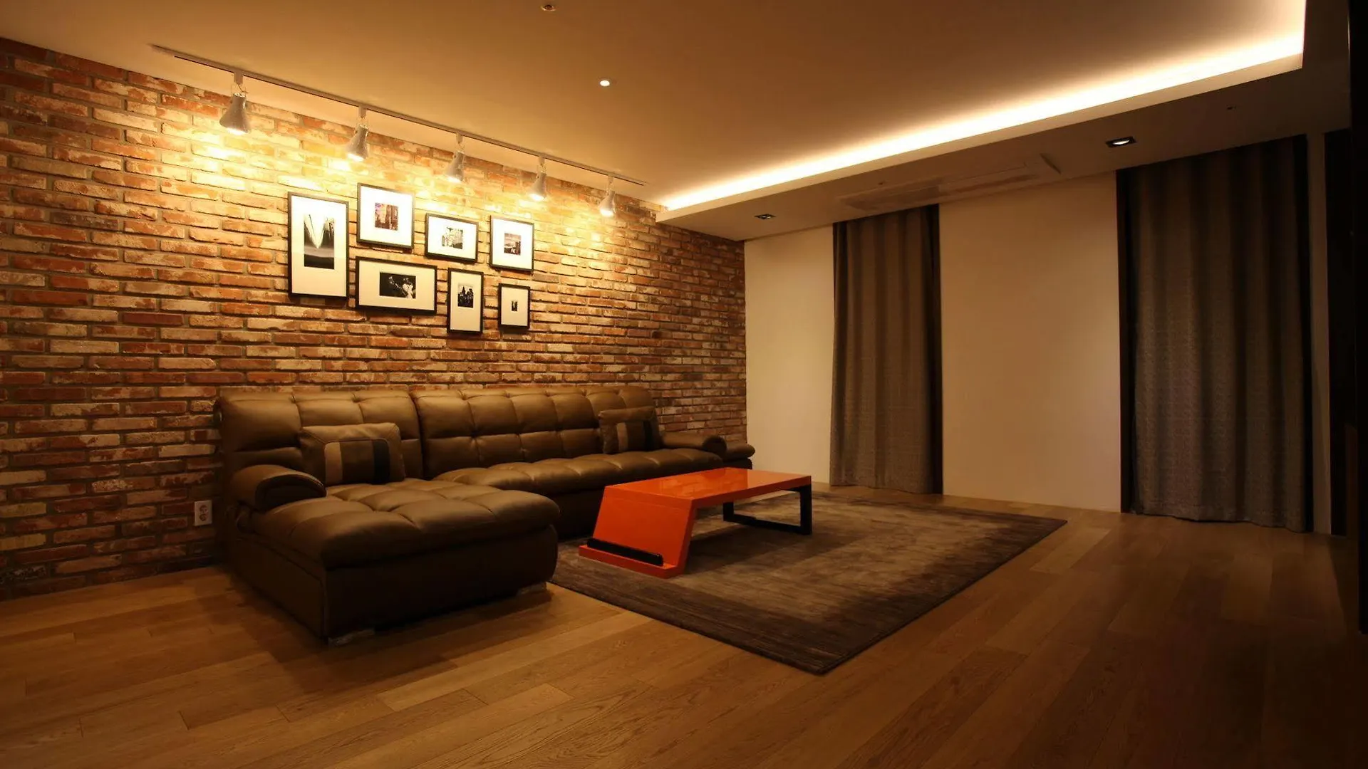 R. Lee Suite Hotel Ganseok Incheon